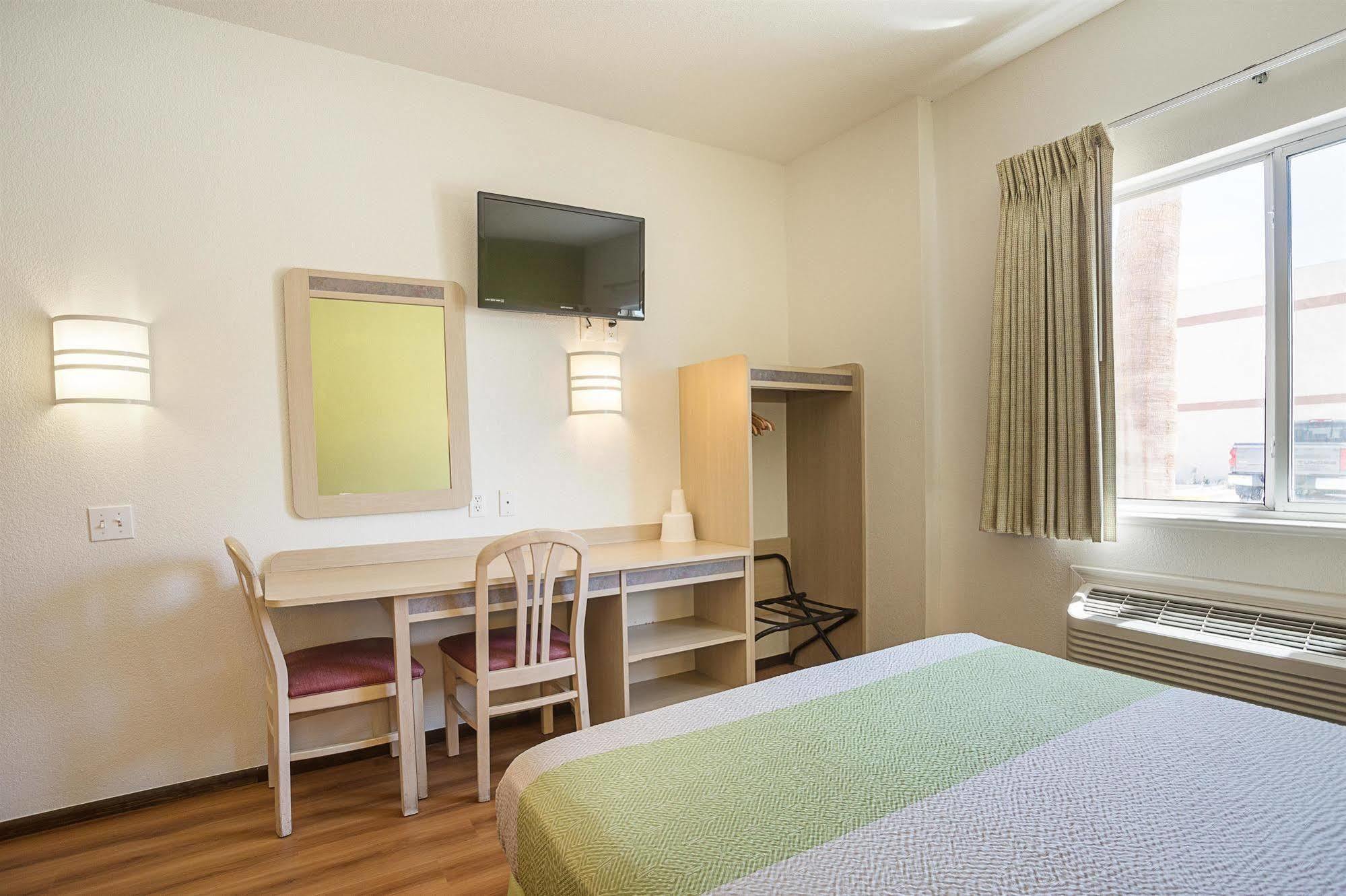 Lakeside Inn Lake Havasu City Dış mekan fotoğraf